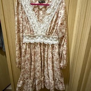 Floral Lace Trim Dress size Medium
